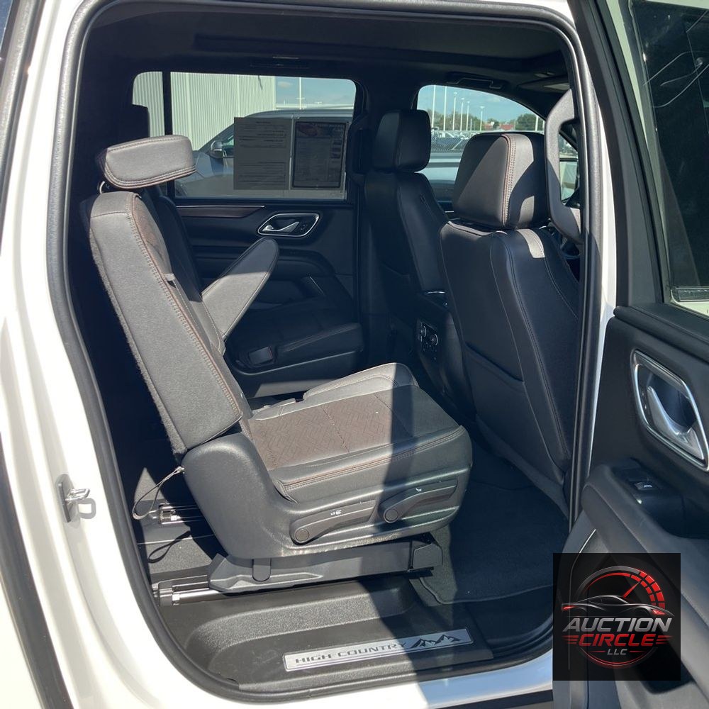 2023 Chevrolet Suburban High Country