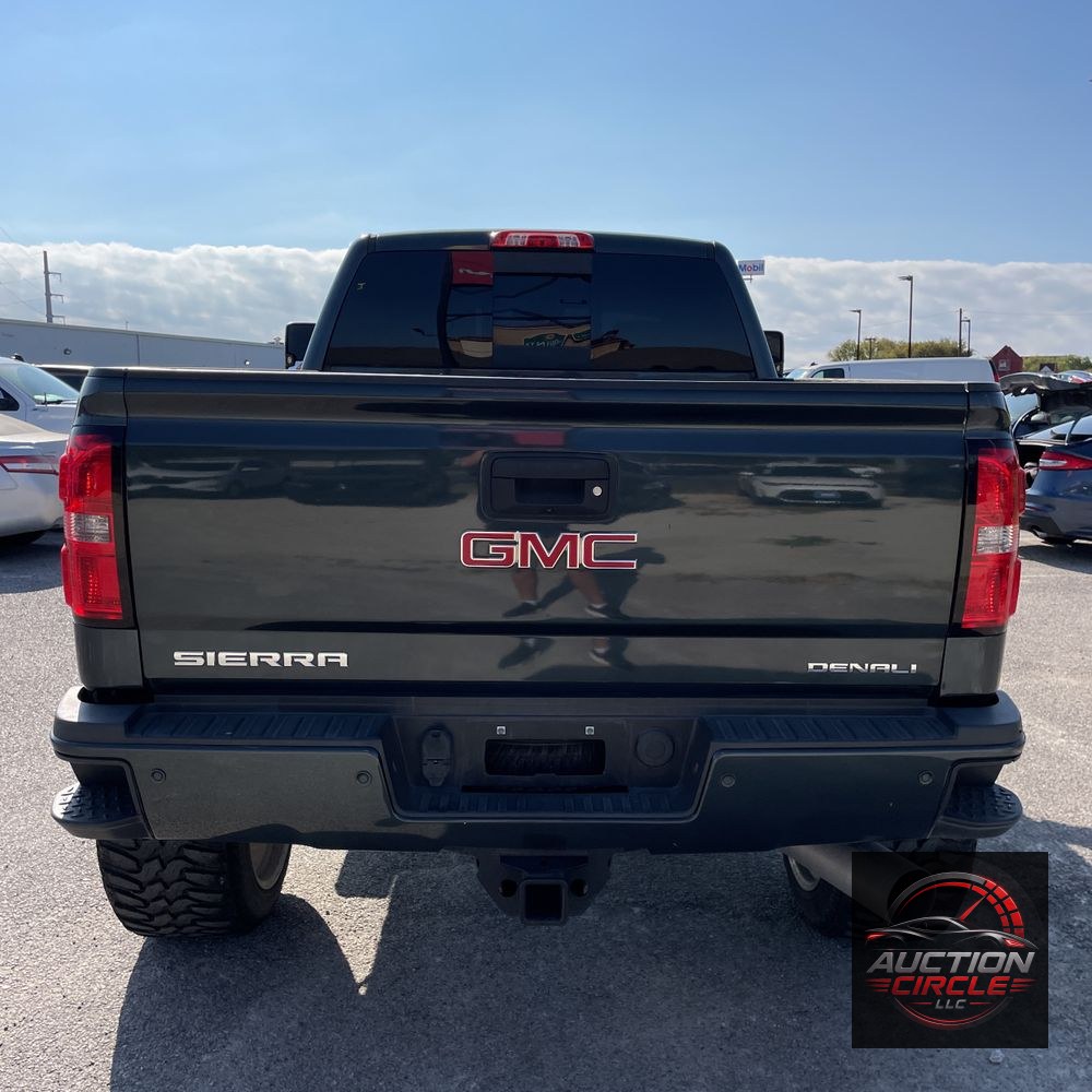 2018 GMC Sierra 2500HD Denali