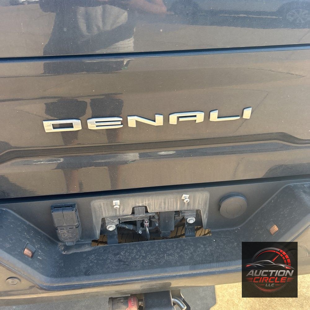 2023 GMC Sierra 2500HD Denali