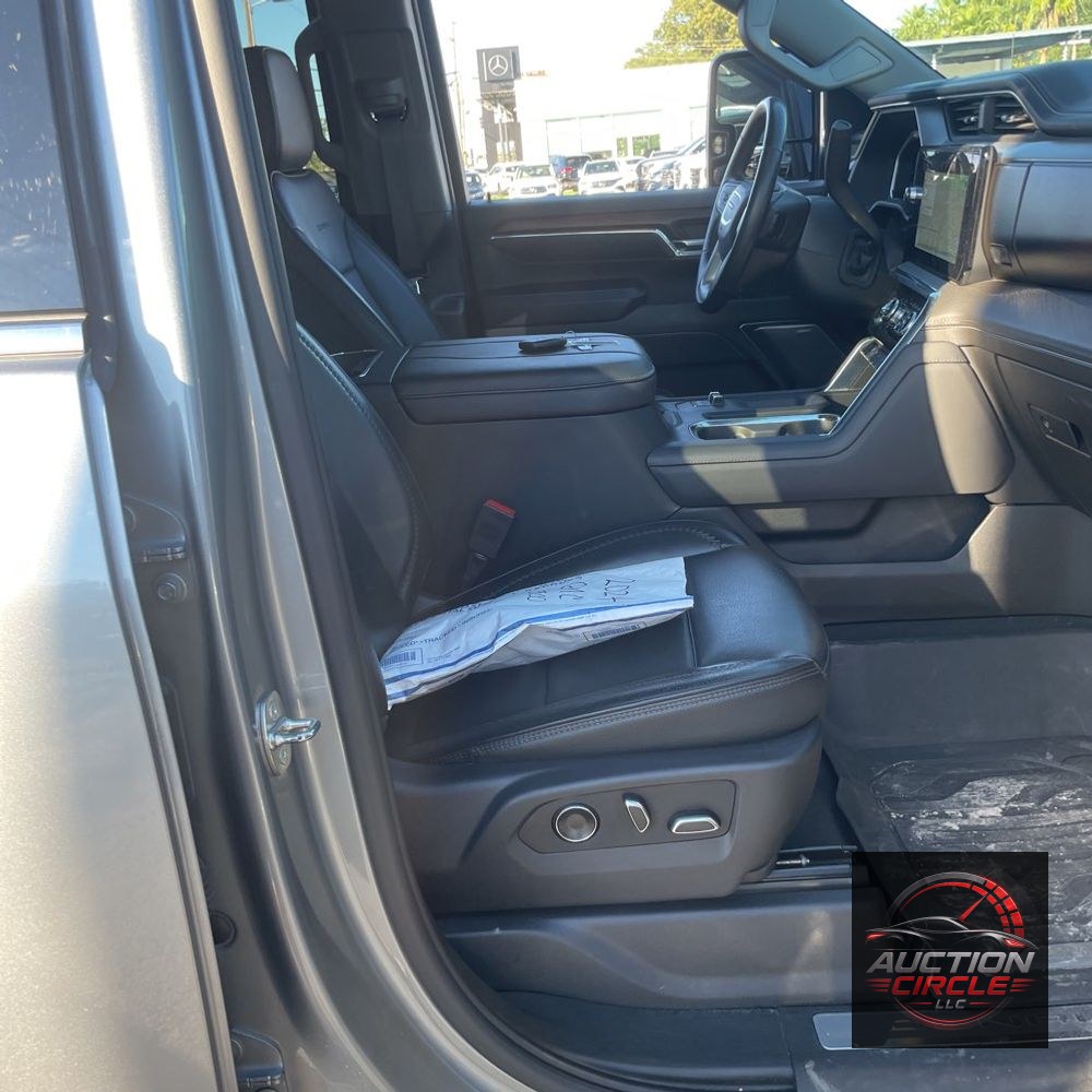 2024 GMC Sierra 3500HD Denali