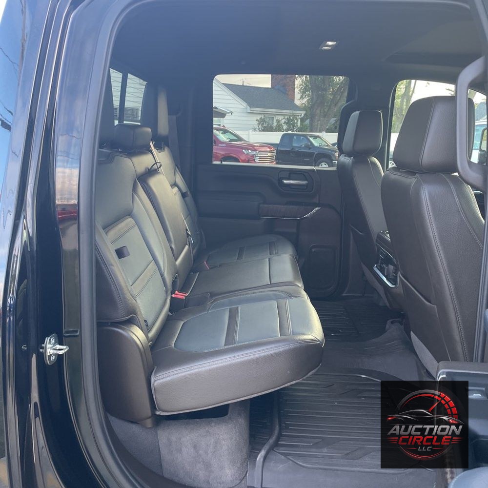 2023 GMC Sierra 3500 Denali