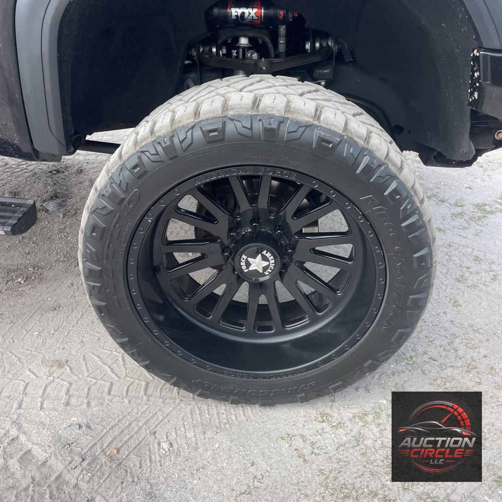 2024 GMC Sierra 2500HD Denali Ultimate