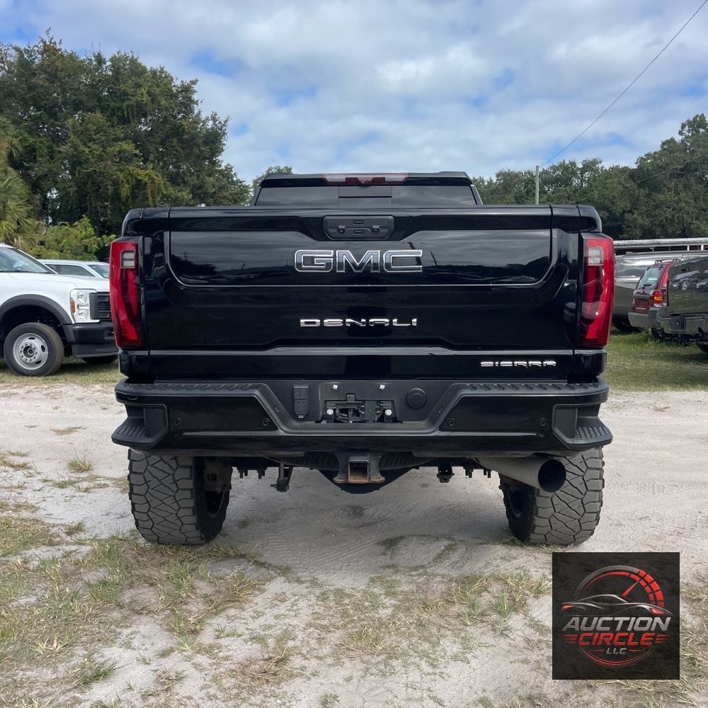 2024 GMC Sierra 2500HD Denali Ultimate