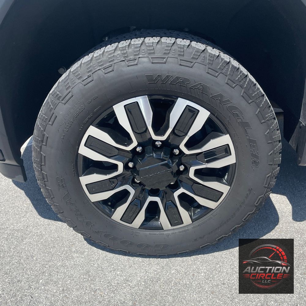 2024 GMC Sierra 3500HD Denali Ultimate