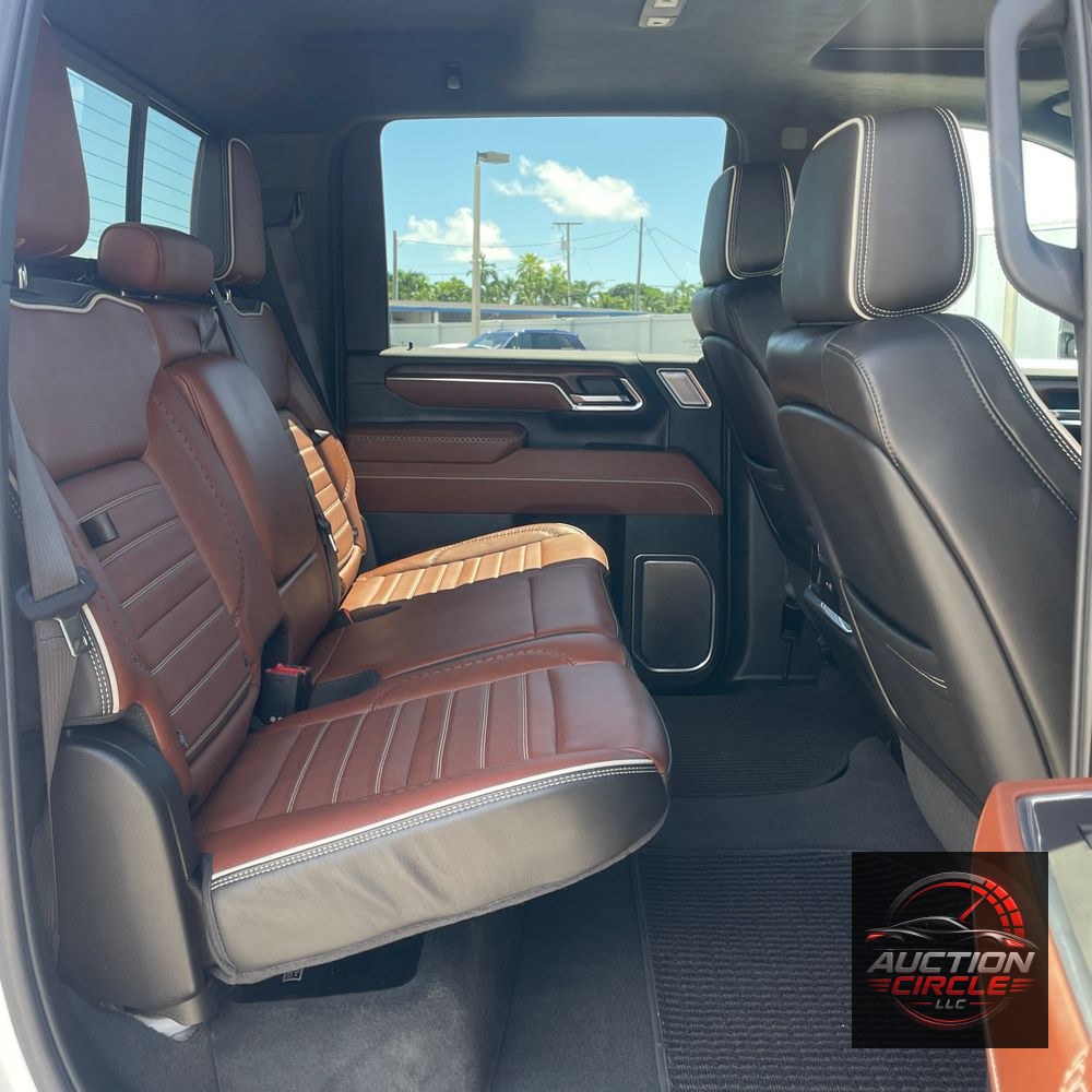 2024 GMC Sierra 3500HD Denali Ultimate