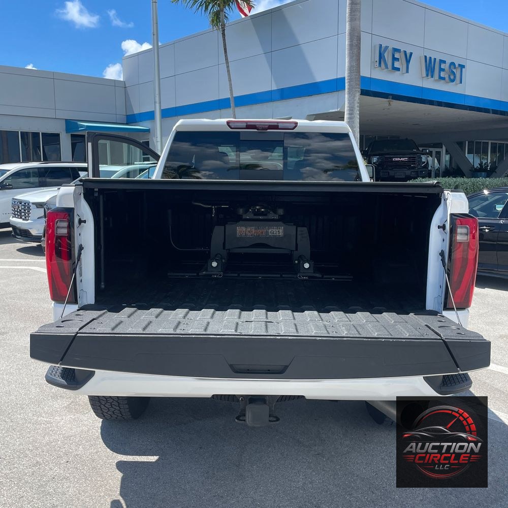 2024 GMC Sierra 3500HD Denali Ultimate