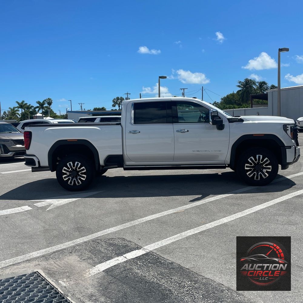 2024 GMC Sierra 3500HD Denali Ultimate