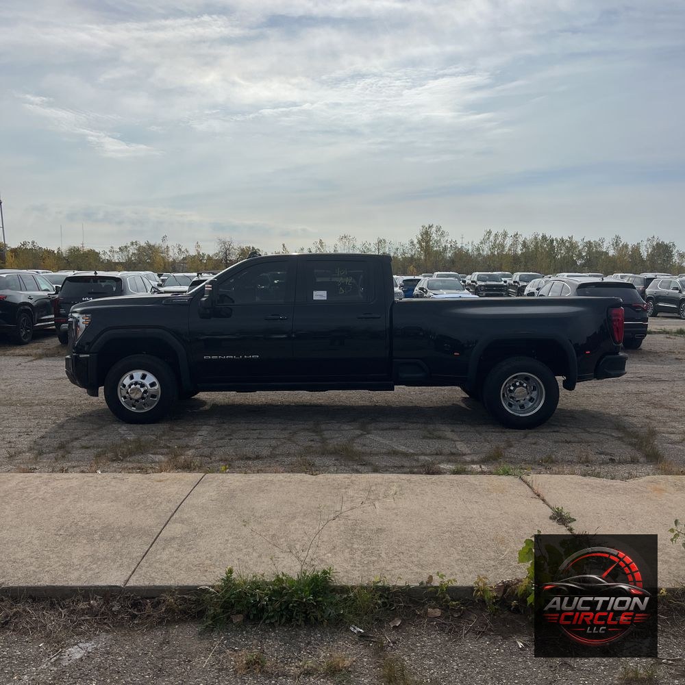 2024 GMC Sierra 3500 Denali Ultimate