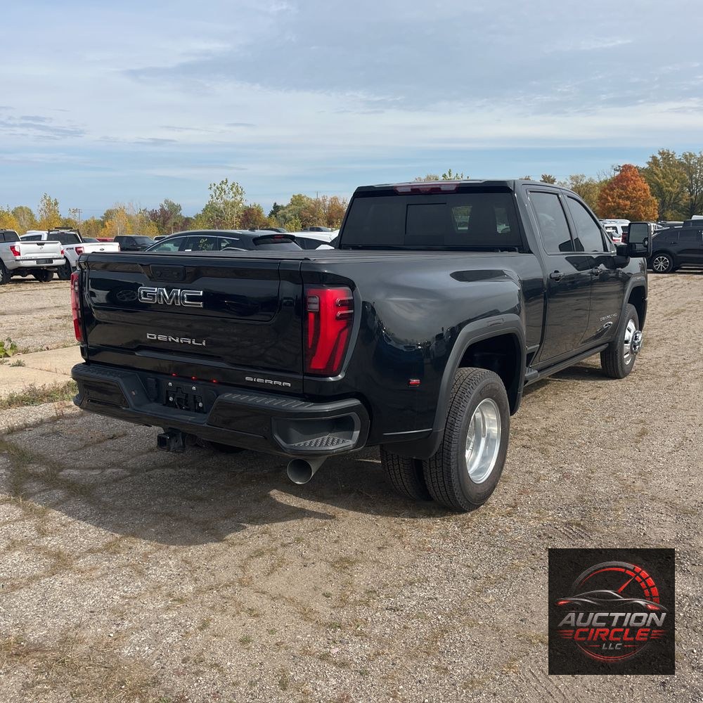 2024 GMC Sierra 3500 Denali Ultimate