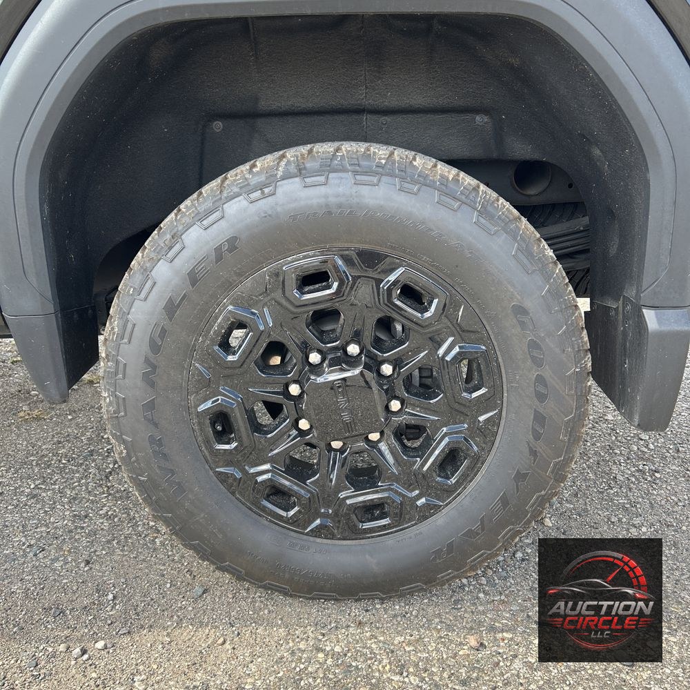 2025 GMC Sierra 2500 Denali