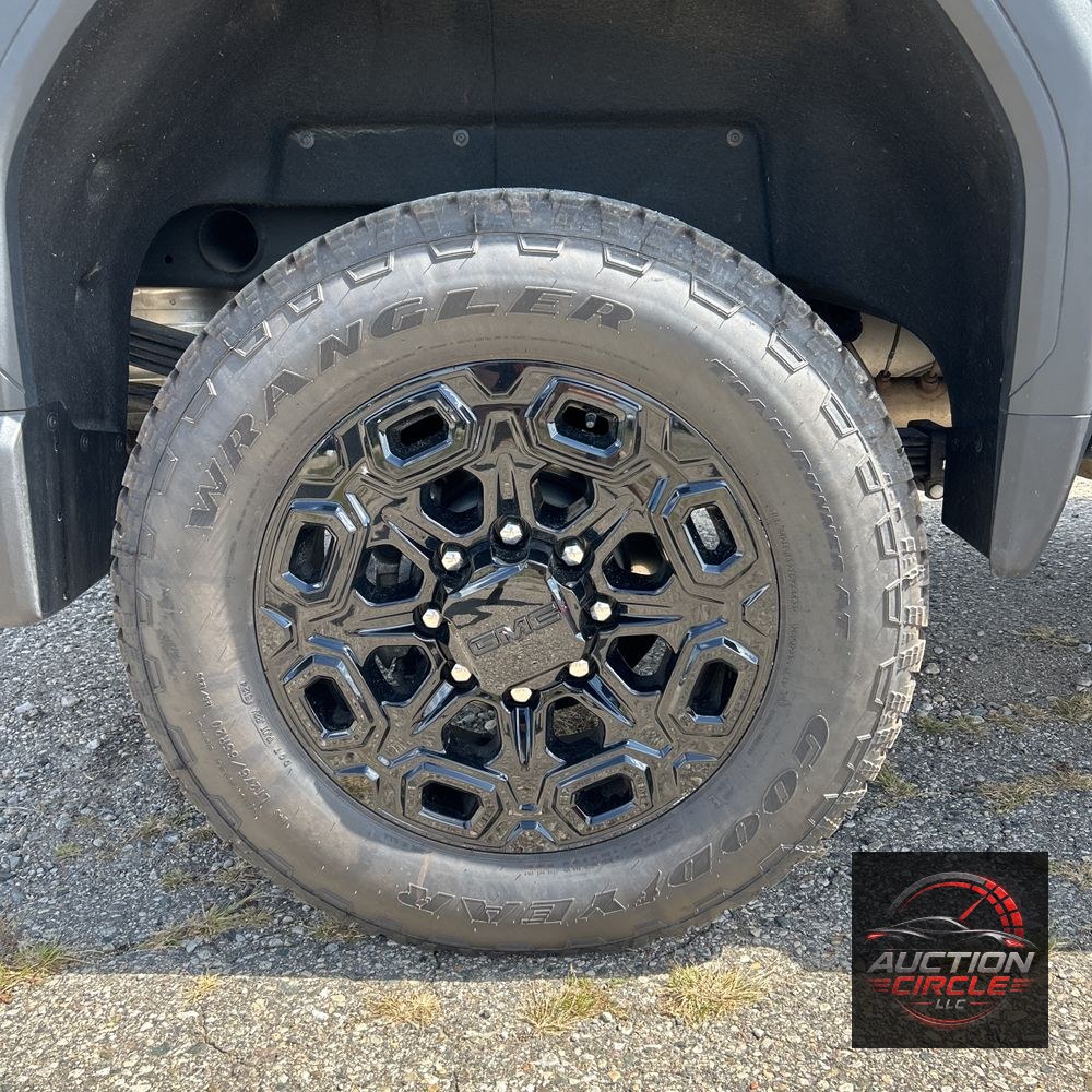 2025 GMC Sierra 2500 Denali