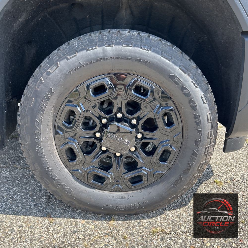 2025 GMC Sierra 2500 Denali