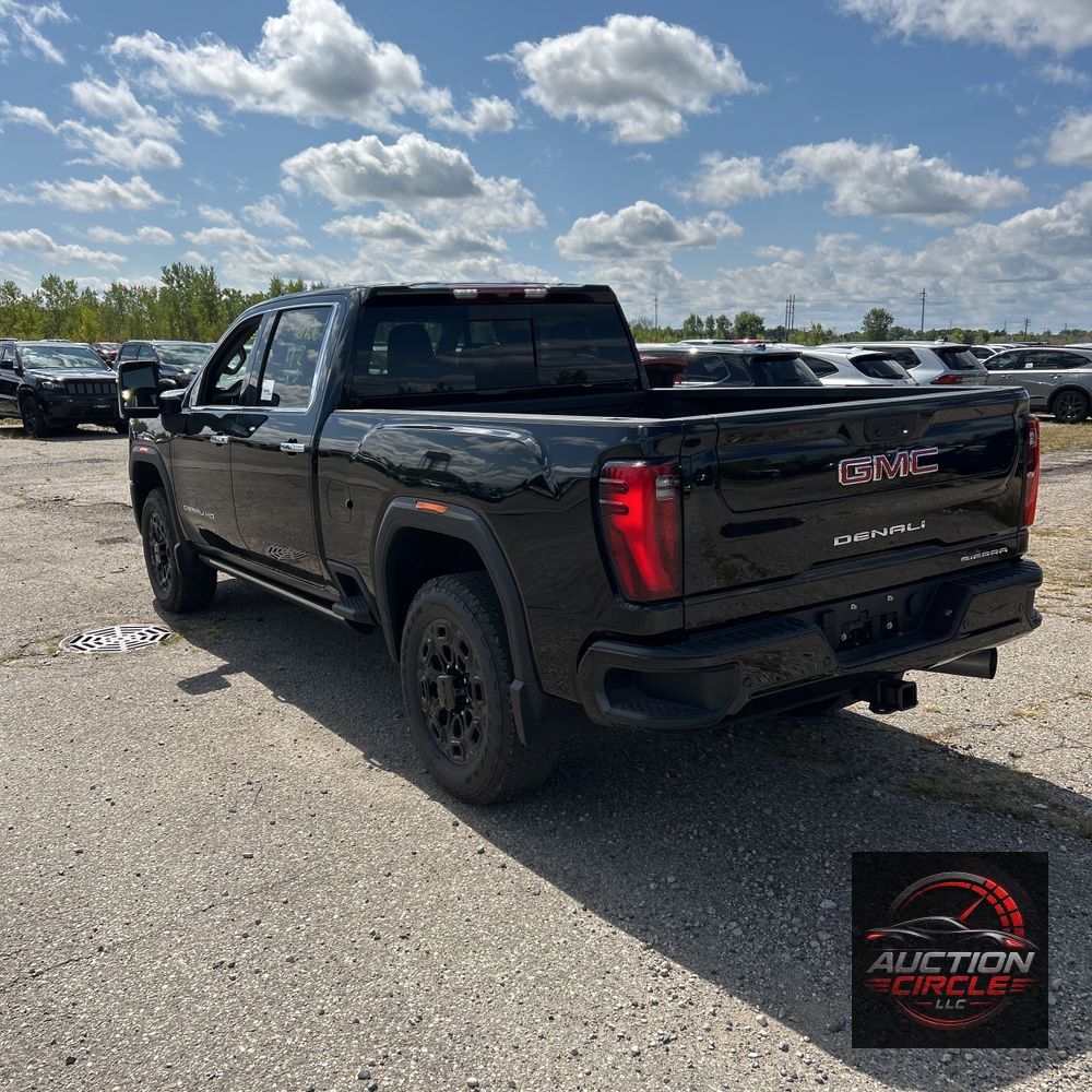 2025 GMC Sierra 2500 Denali