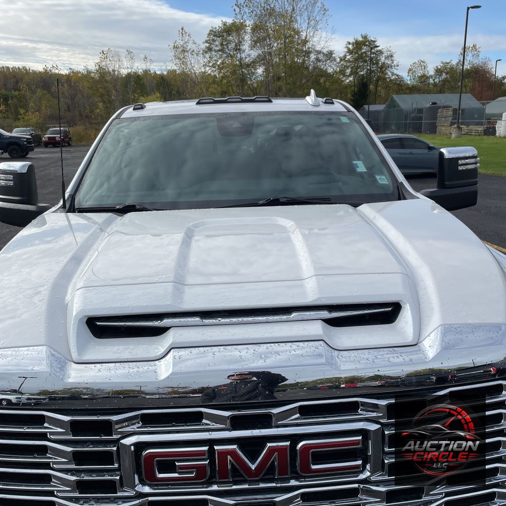2025 GMC Sierra 2500HD Denali