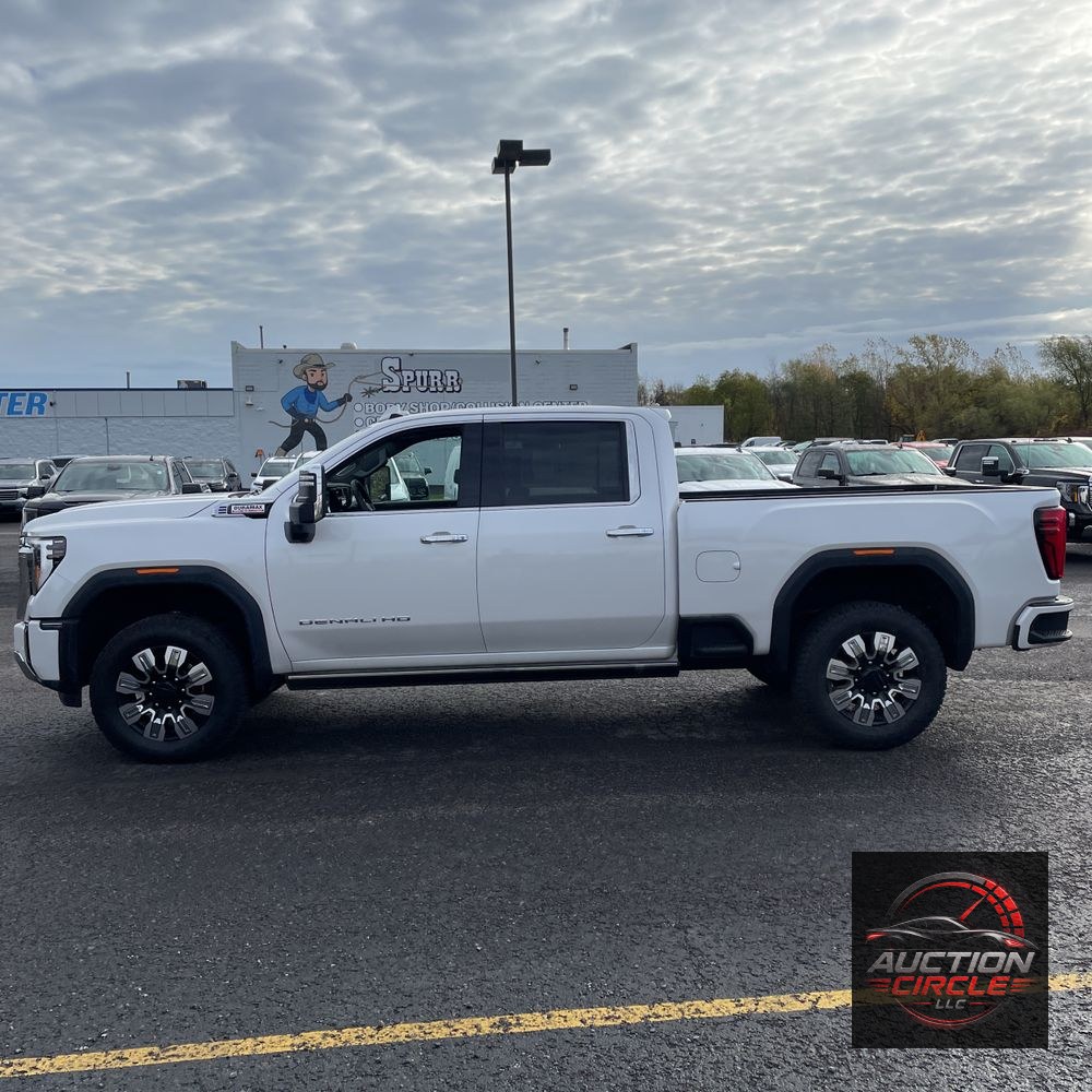 2025 GMC Sierra 2500HD Denali