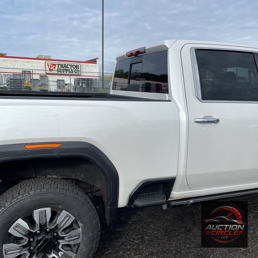 2025 GMC Sierra 2500HD Denali