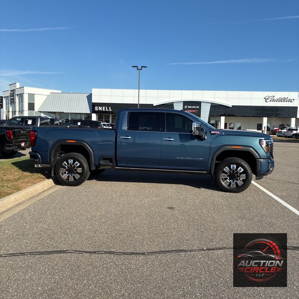2025 GMC Sierra 3500HD Denali