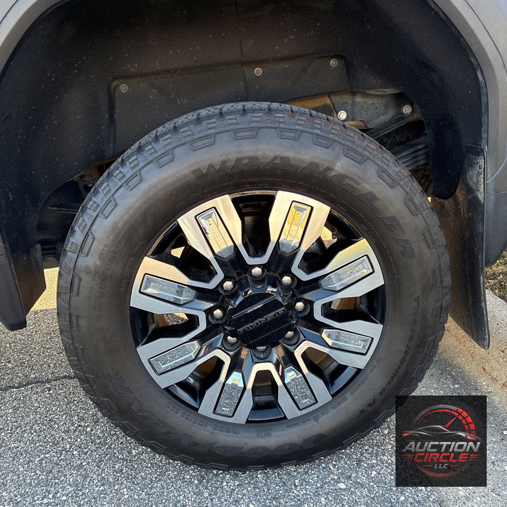 2025 GMC Sierra 3500HD Denali