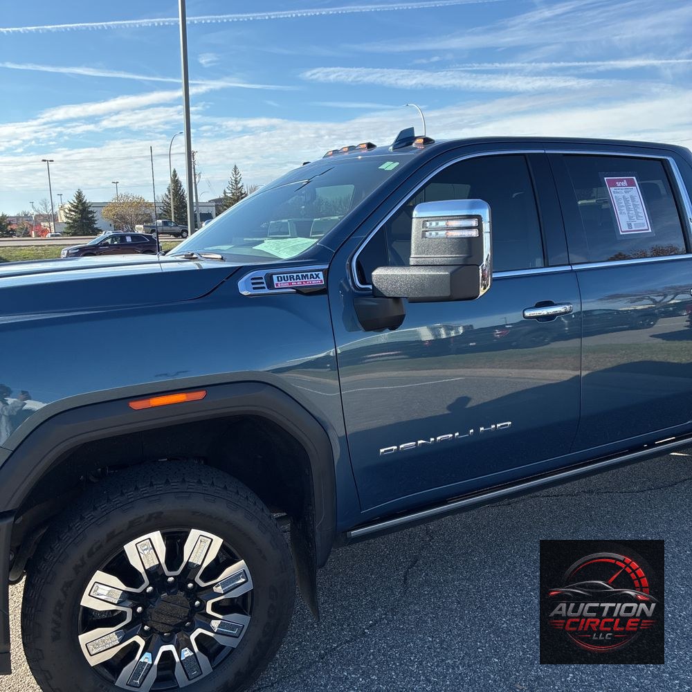 2025 GMC Sierra 3500HD Denali