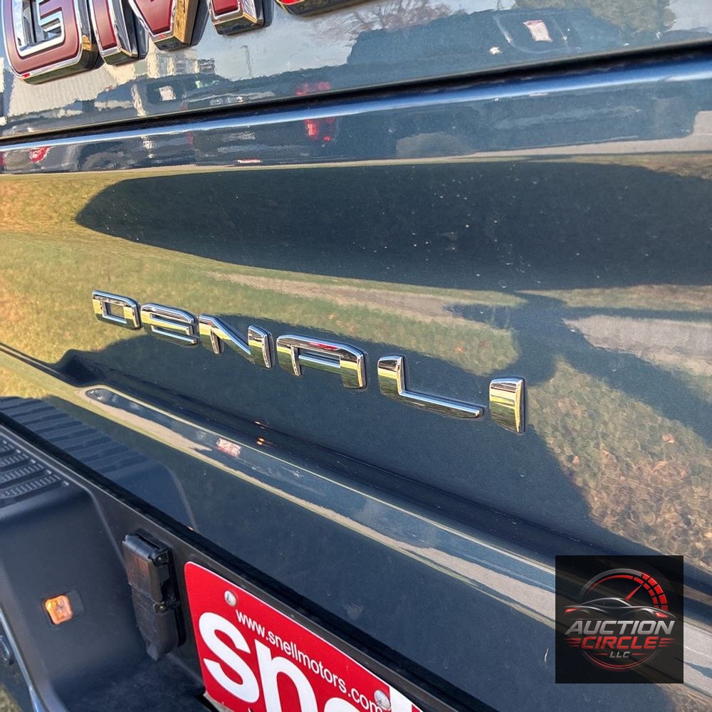 2025 GMC Sierra 3500HD Denali