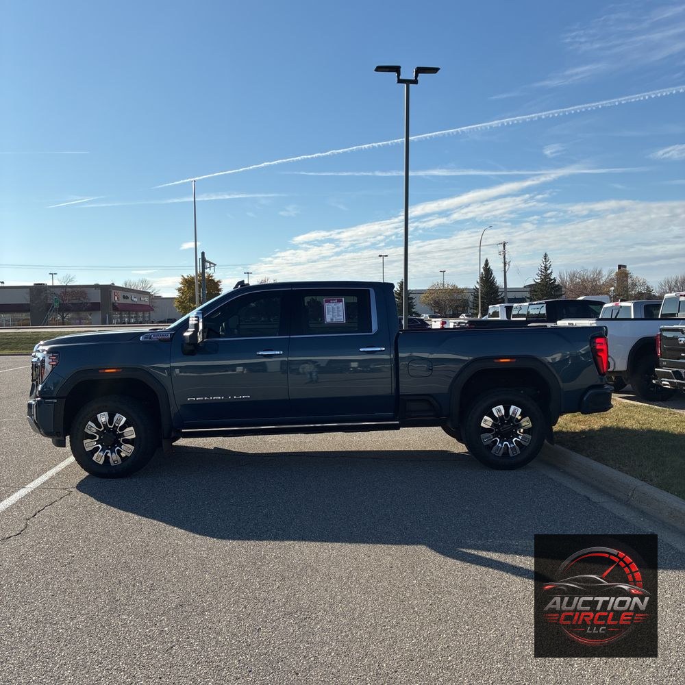 2025 GMC Sierra 3500HD Denali
