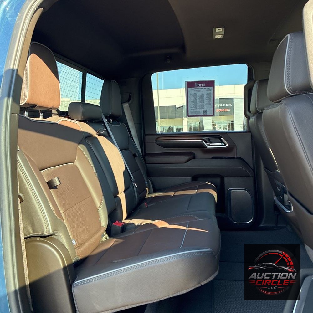2025 GMC Sierra 3500HD Denali