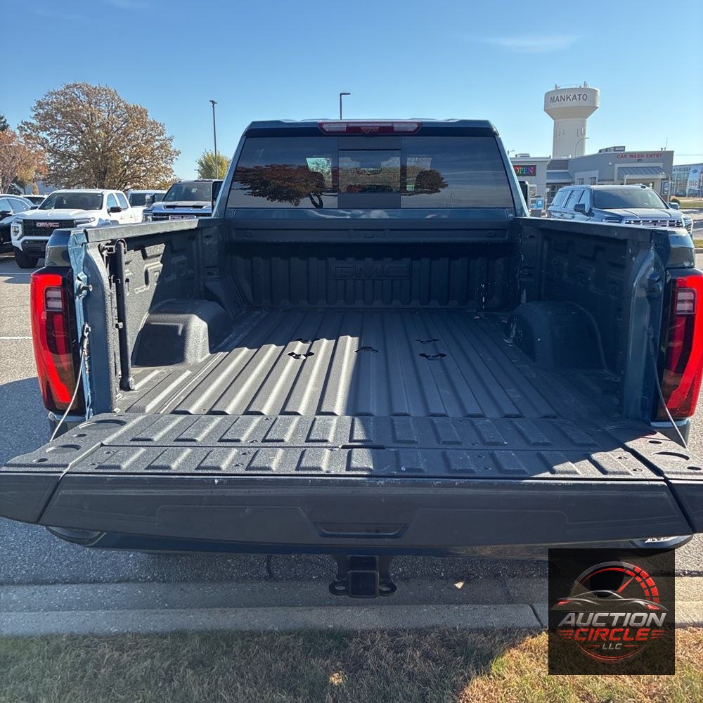2025 GMC Sierra 3500HD Denali