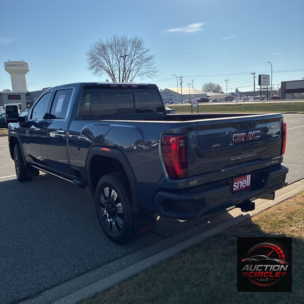 2025 GMC Sierra 3500HD Denali