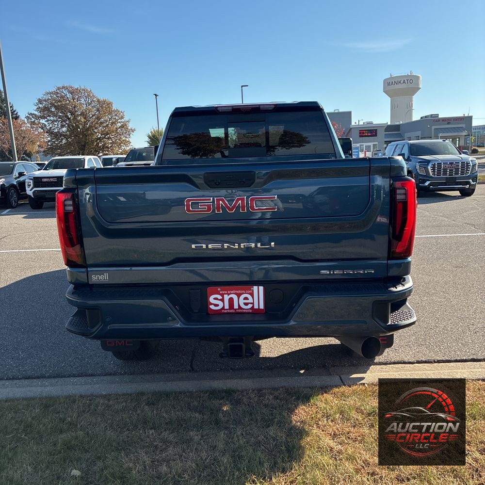 2025 GMC Sierra 3500HD Denali