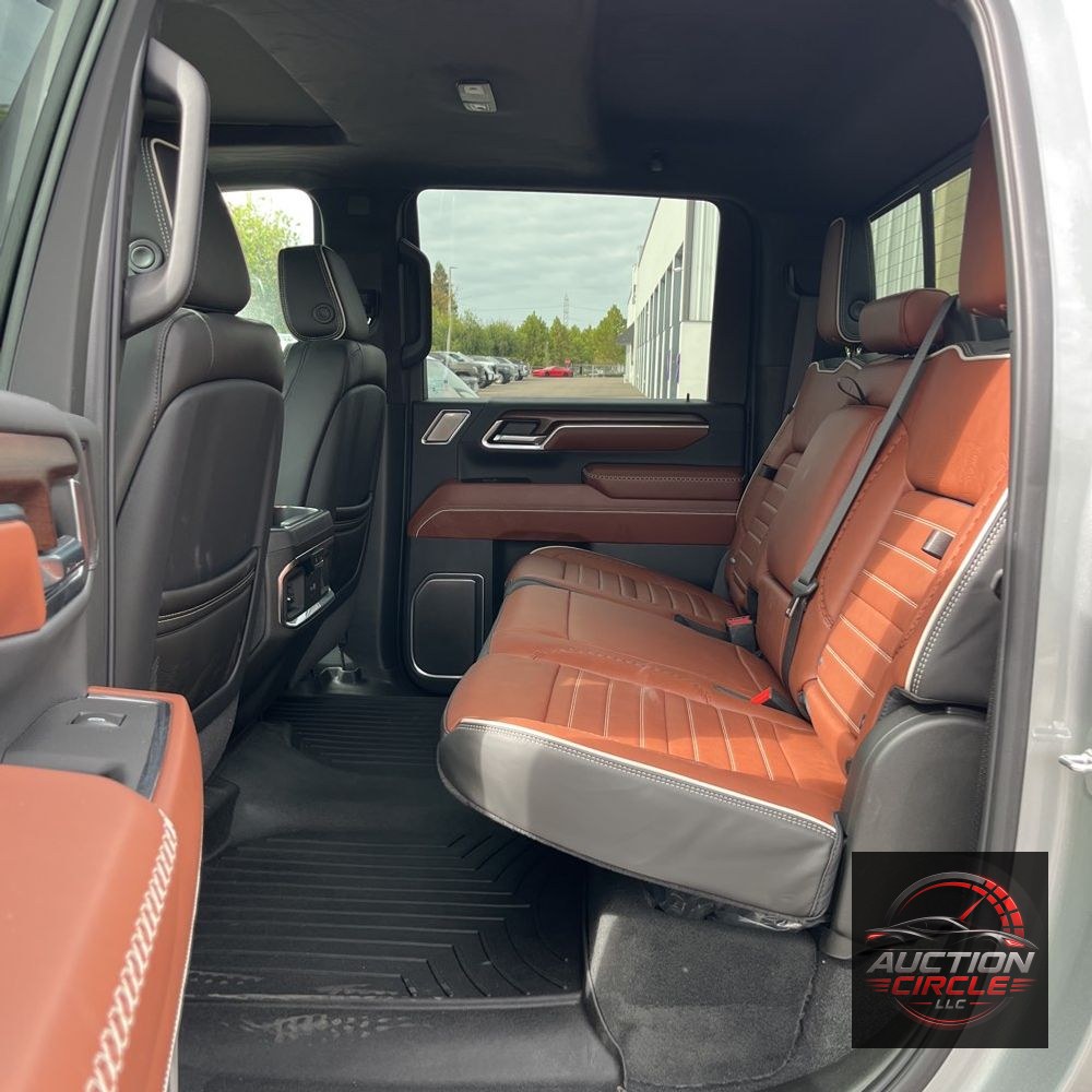 2025 GMC Sierra 2500HD Denali Ultimate