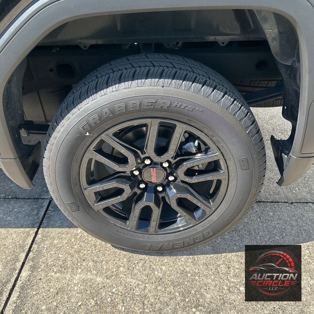 2024 GMC Sierra 1500 Elevation