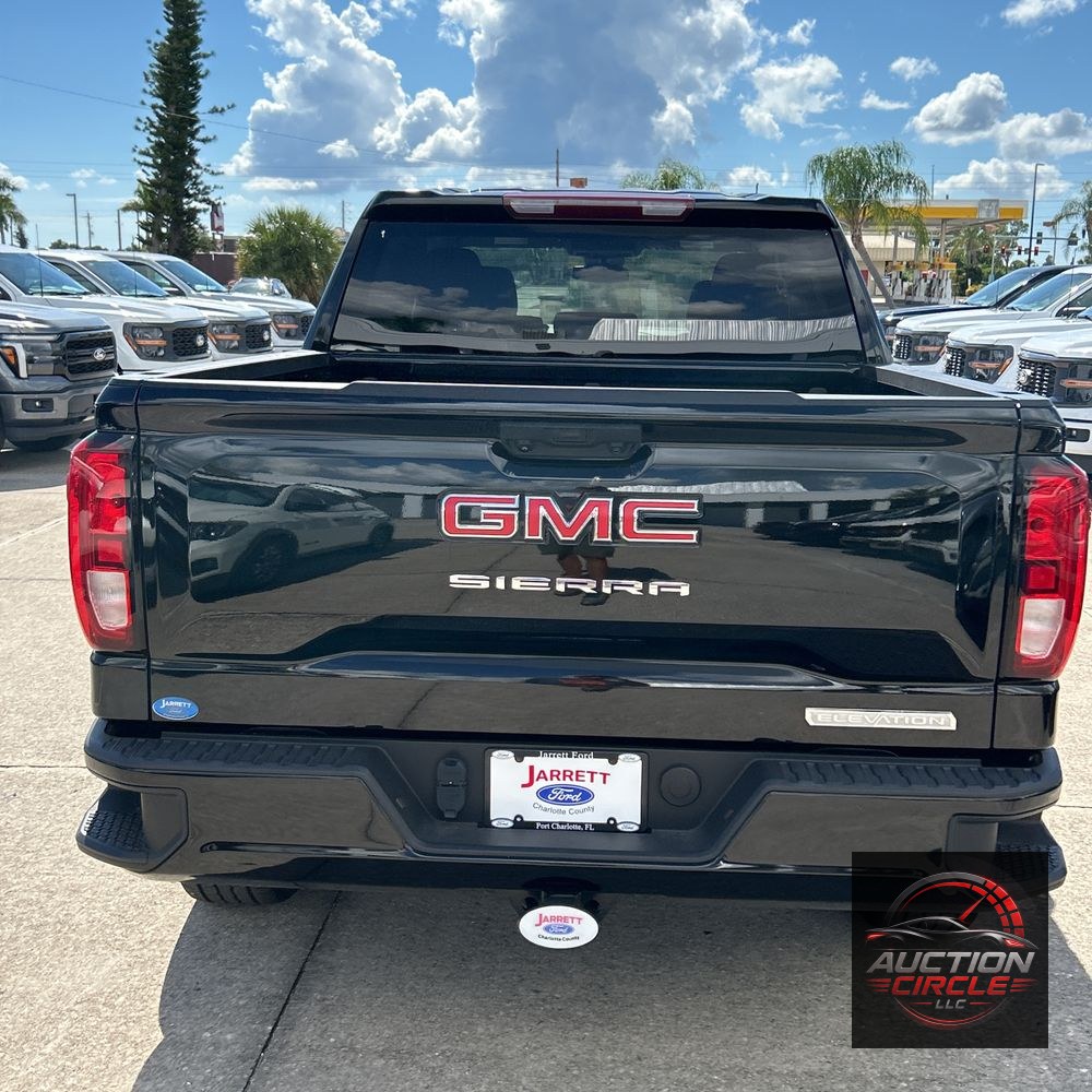 2024 GMC Sierra 1500 Elevation