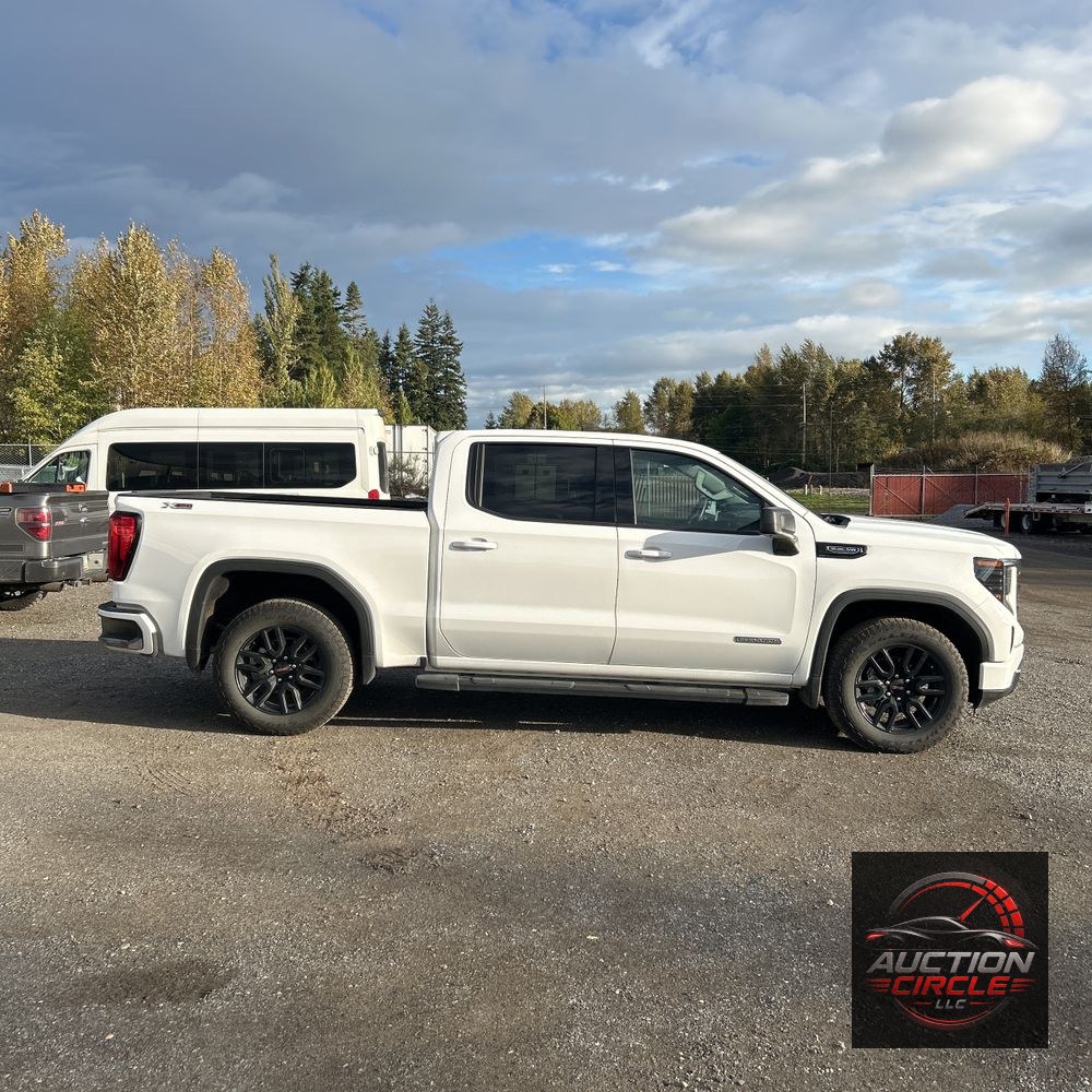 2025 GMC Sierra 1500 Elevation
