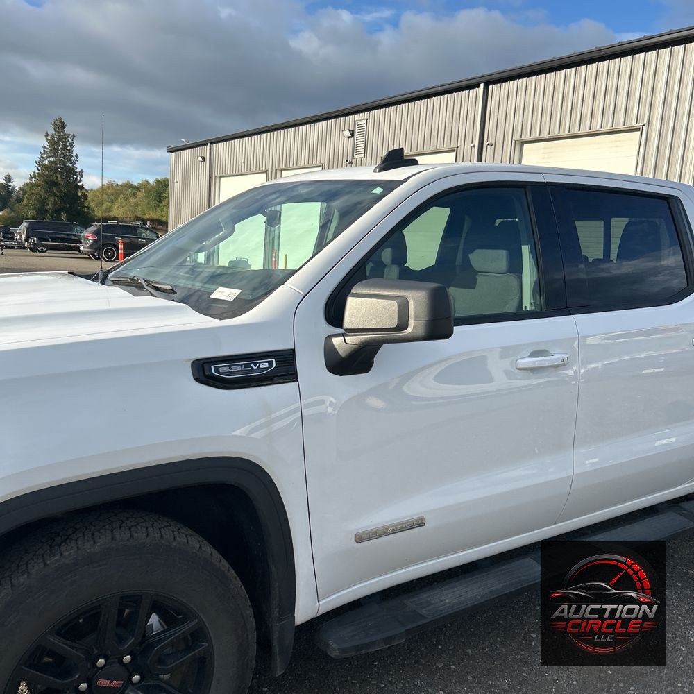 2025 GMC Sierra 1500 Elevation