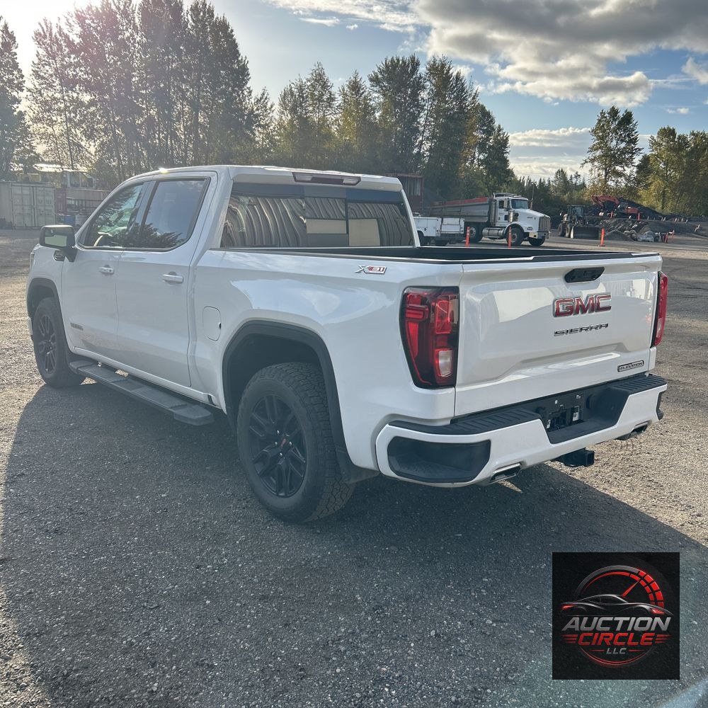 2025 GMC Sierra 1500 Elevation