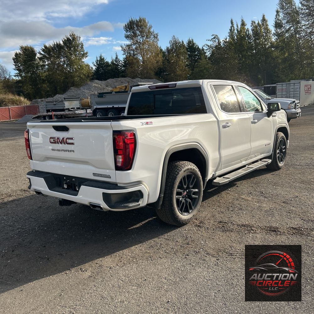 2025 GMC Sierra 1500 Elevation