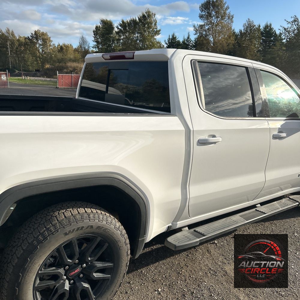 2025 GMC Sierra 1500 Elevation