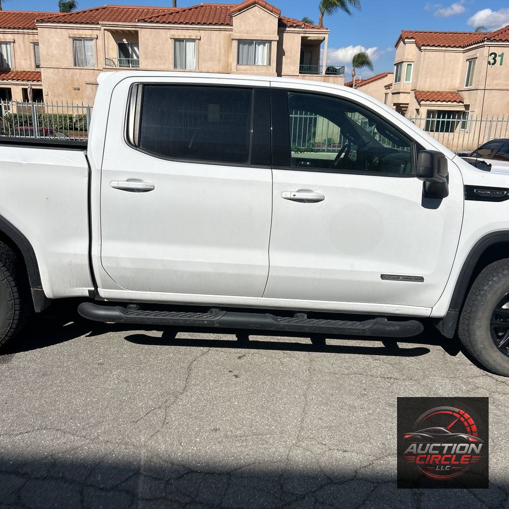 2023 GMC Sierra 1500 Elevation
