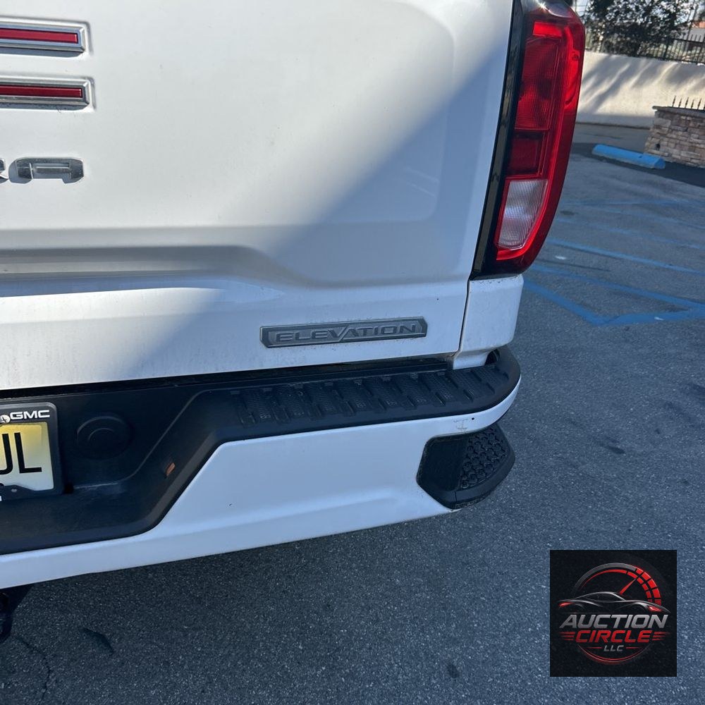 2023 GMC Sierra 1500 Elevation