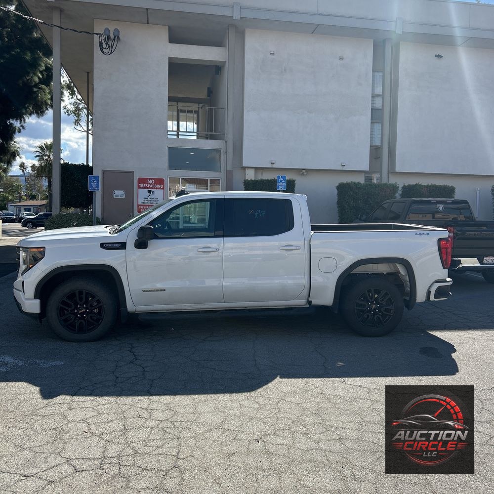 2023 GMC Sierra 1500 Elevation