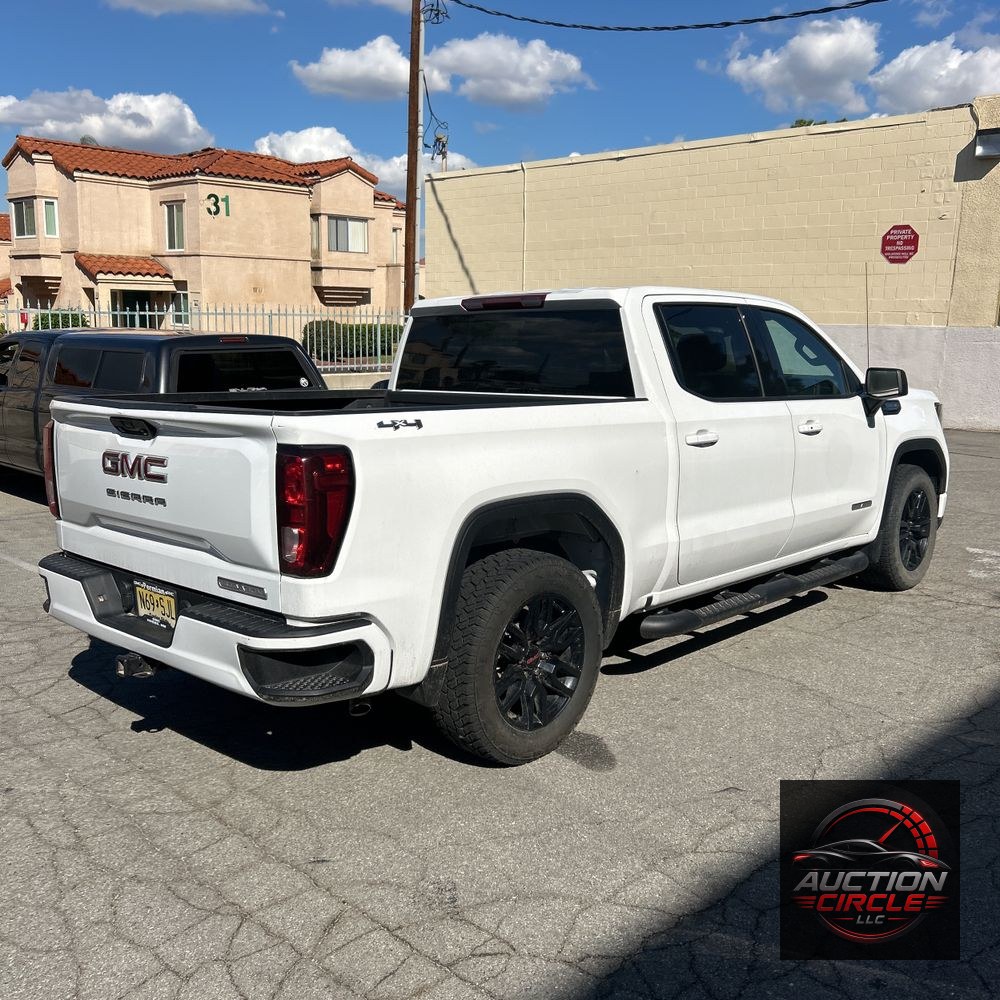 2023 GMC Sierra 1500 Elevation