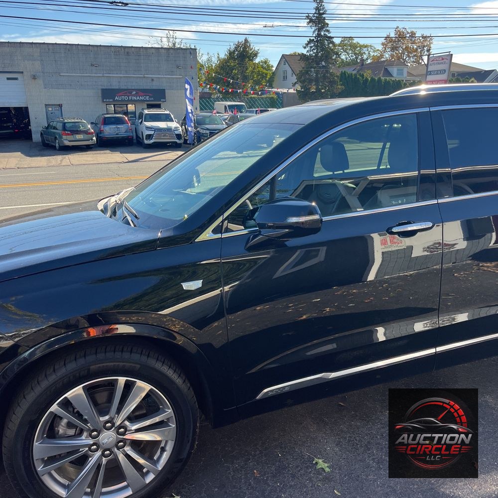 2025 Cadillac XT6 Premium Luxury