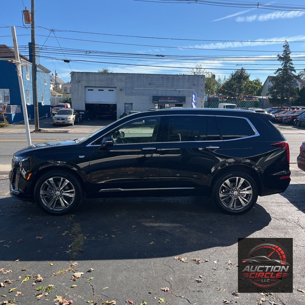2025 Cadillac XT6 Premium Luxury