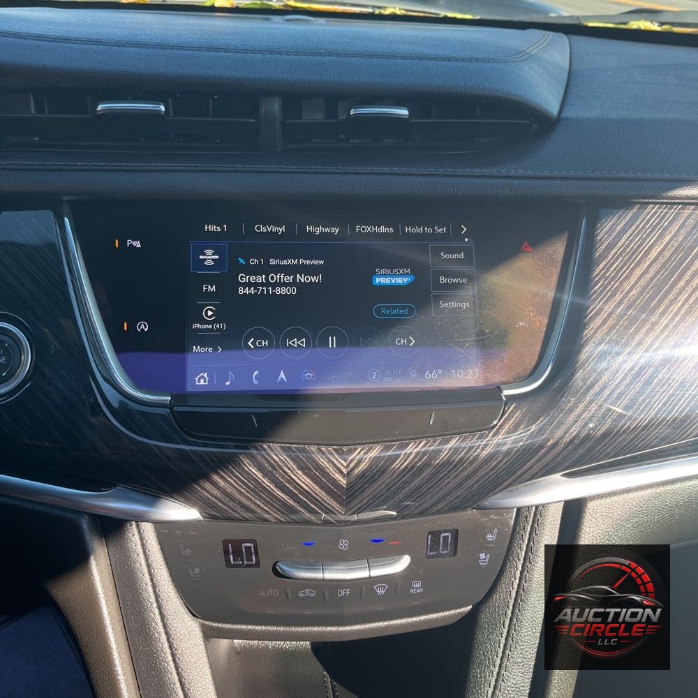 2025 Cadillac XT6 Premium Luxury