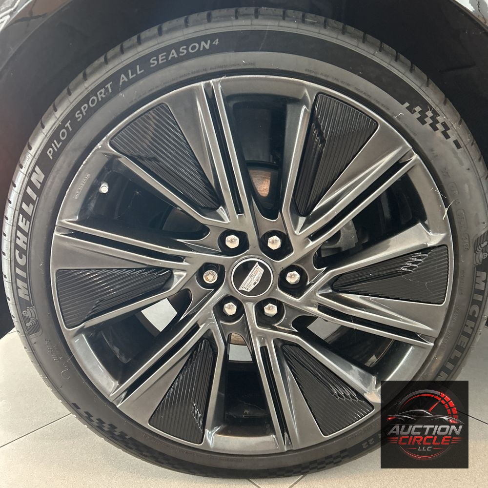 2024 Cadillac LYRIQ Sport 3