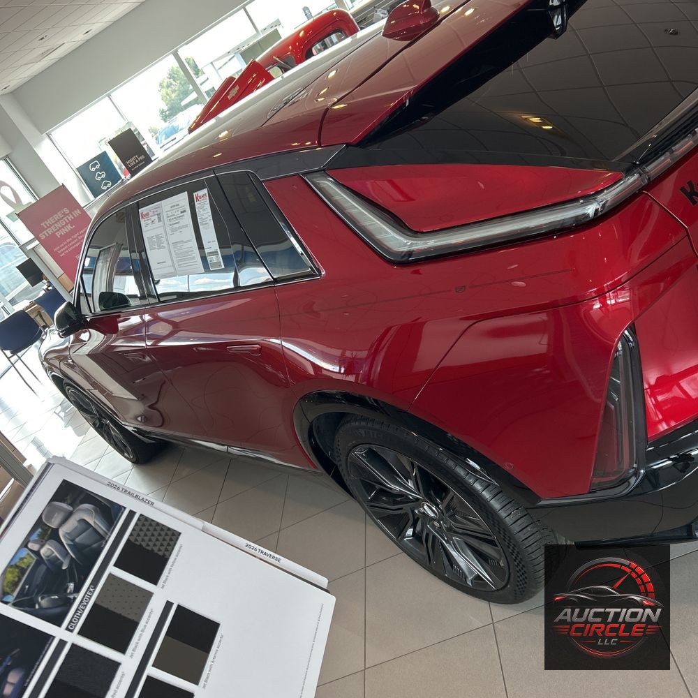 2024 Cadillac LYRIQ Sport 3