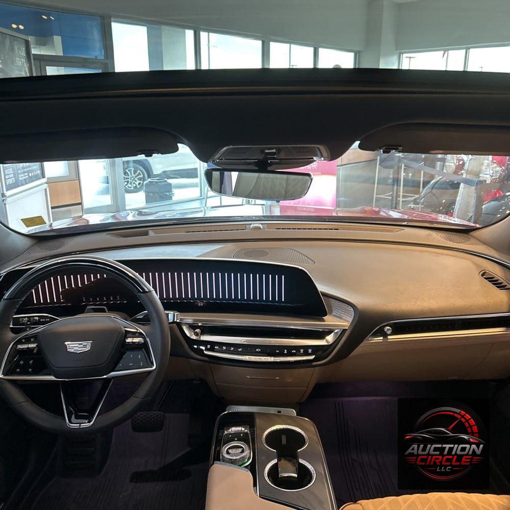 2024 Cadillac LYRIQ Sport 3