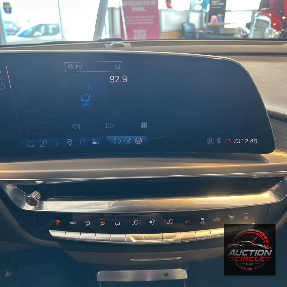 2024 Cadillac LYRIQ Sport 3