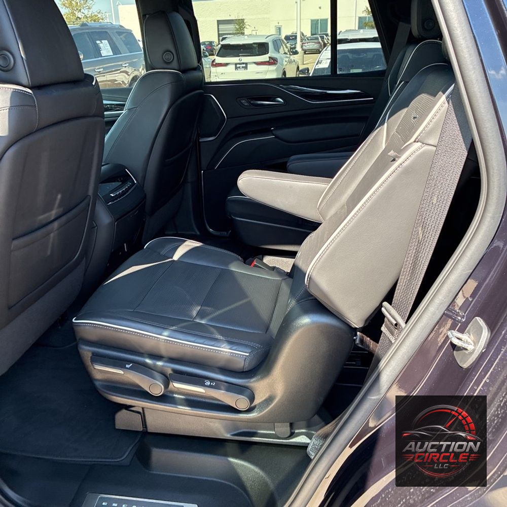 2022 Cadillac Escalade Sport