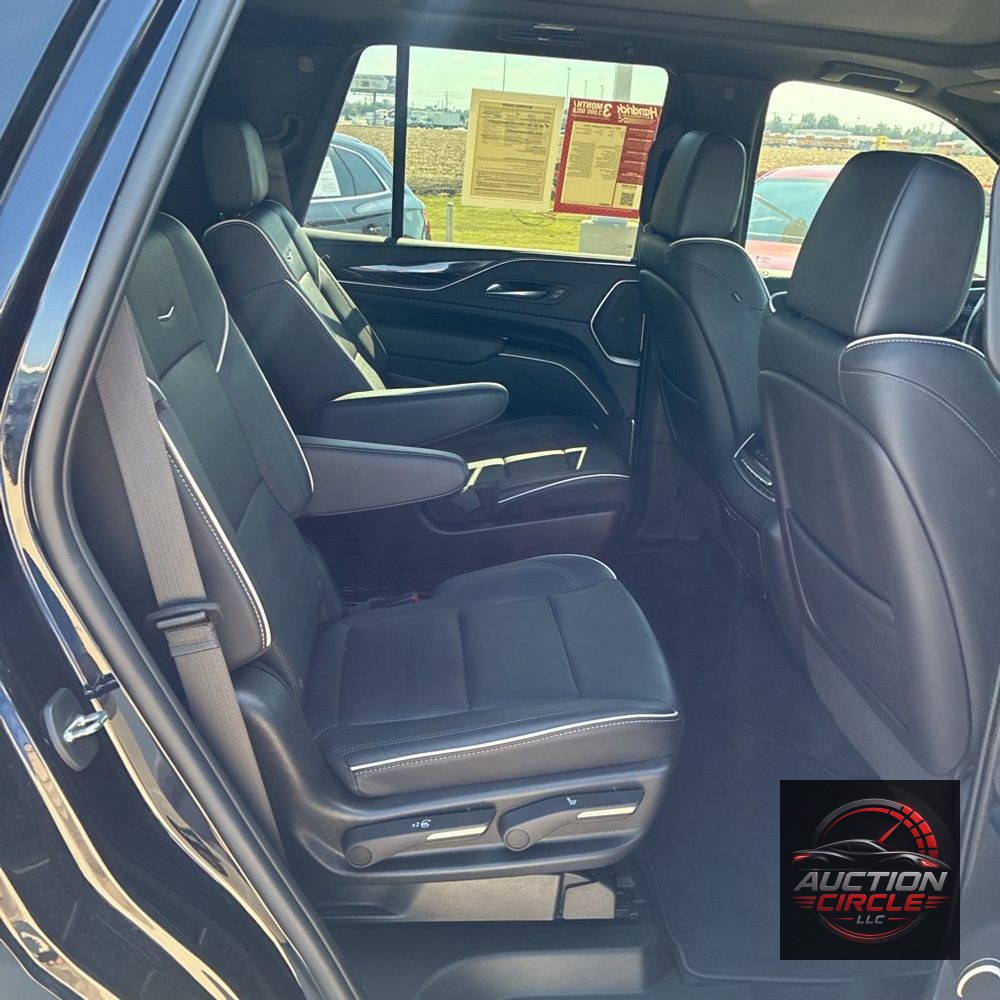 2022 Cadillac Escalade Sport